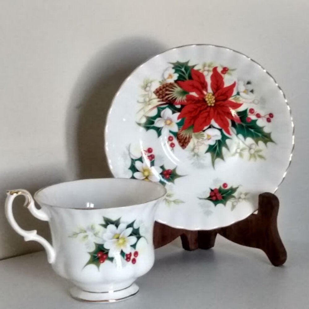 Royal Albert Poinsettia Yuletide Teacup And Saucer, England Bone China Christmas